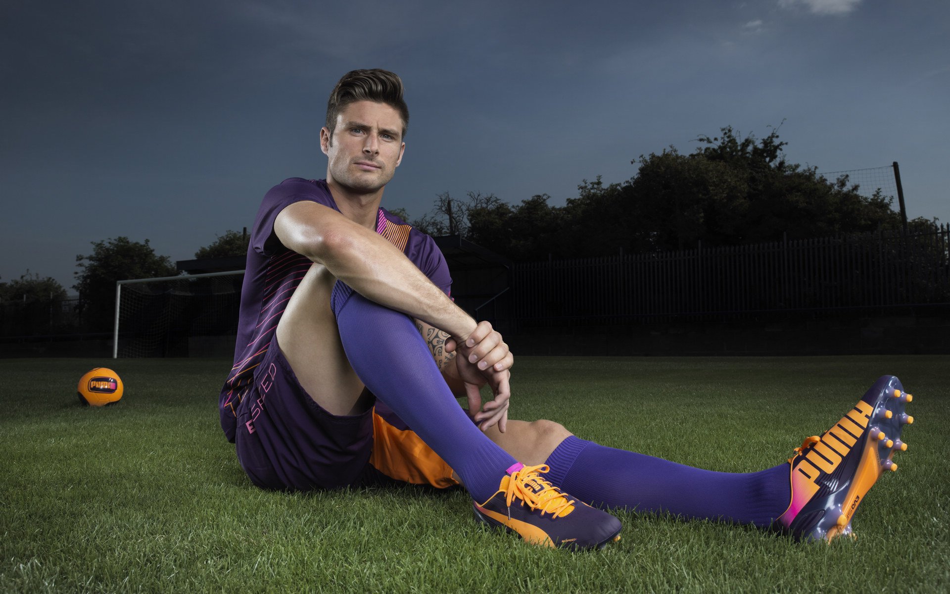 “马丁·高尔西的战术思维与防守能力,引领阿根廷橄榄球发展”